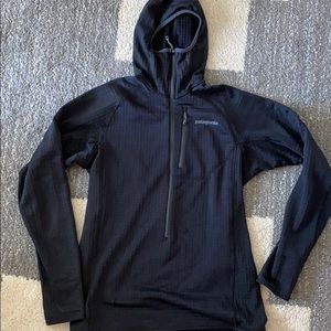 Patagonia R1 hoodie
